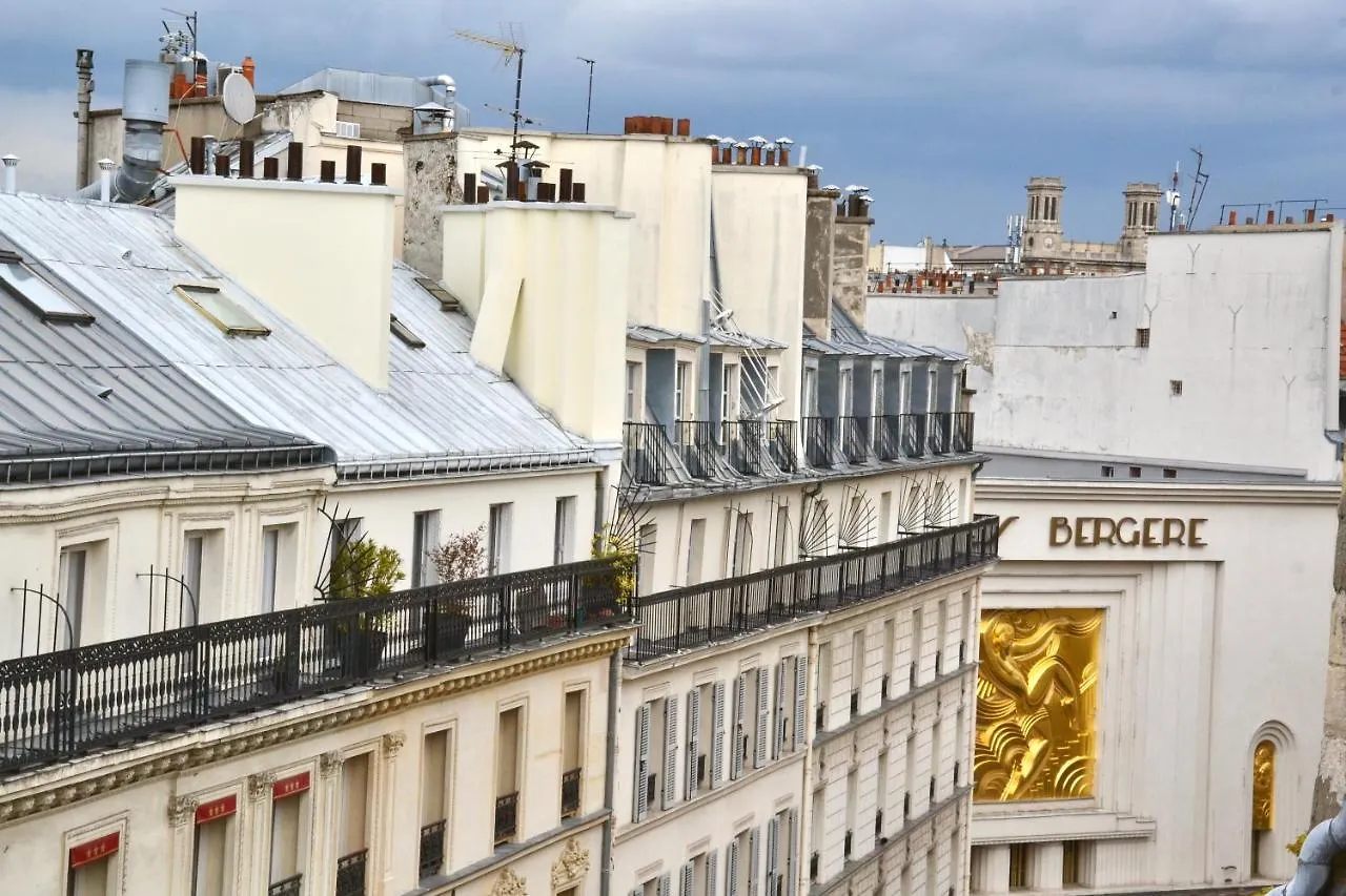 ***  Hotel Royal Bergère Paris France